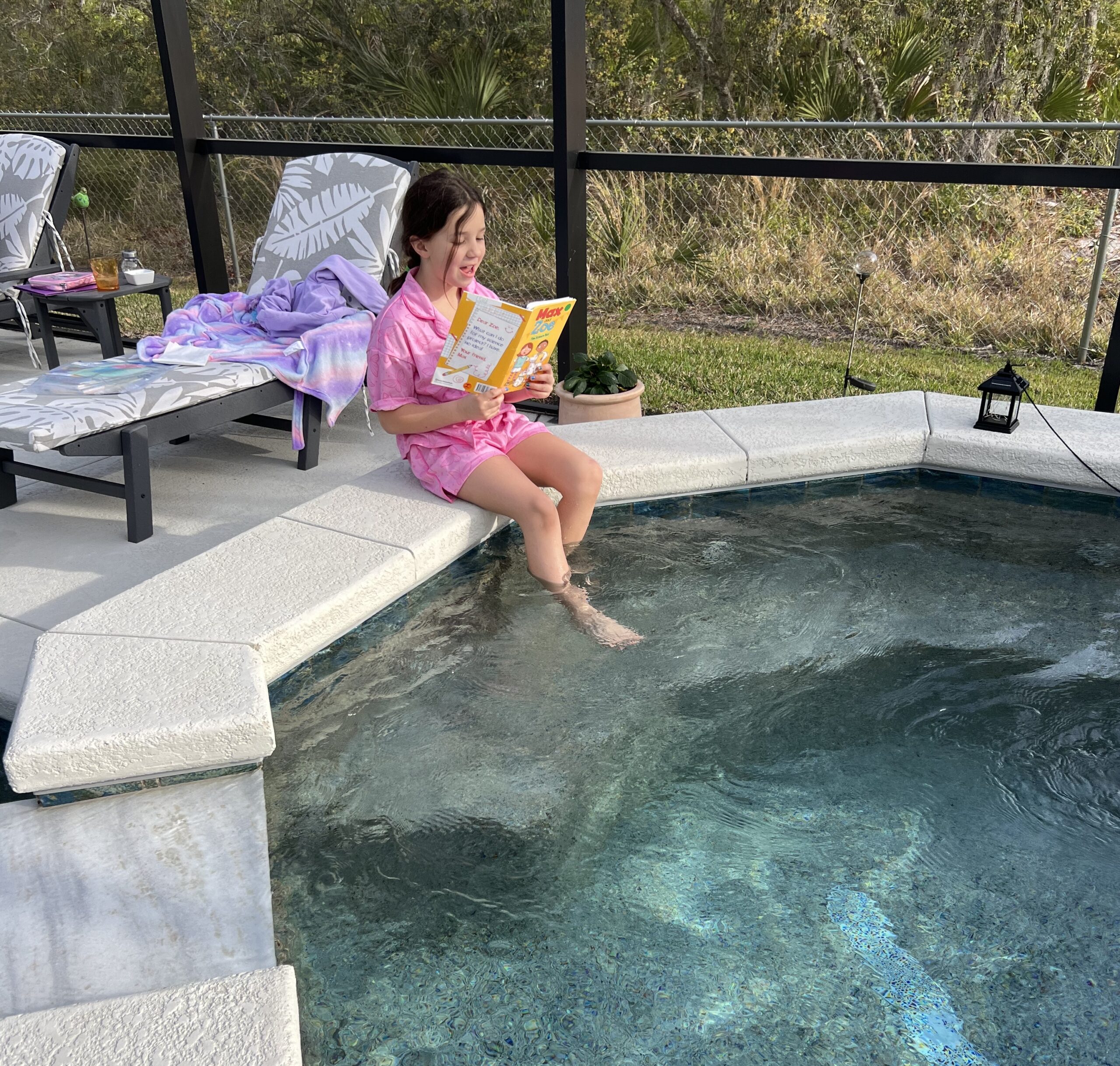 Kid friendly house rentals in Sebring, Florida with a pool and spa.
